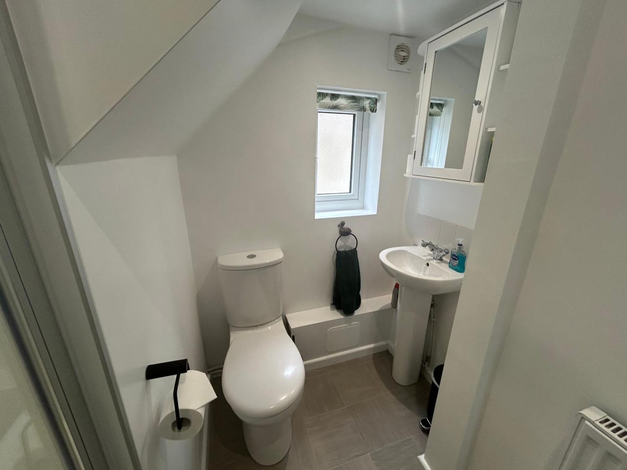Urban Escape Entire Apartment Near Uni And Hospital Southampton Bagian luar foto
